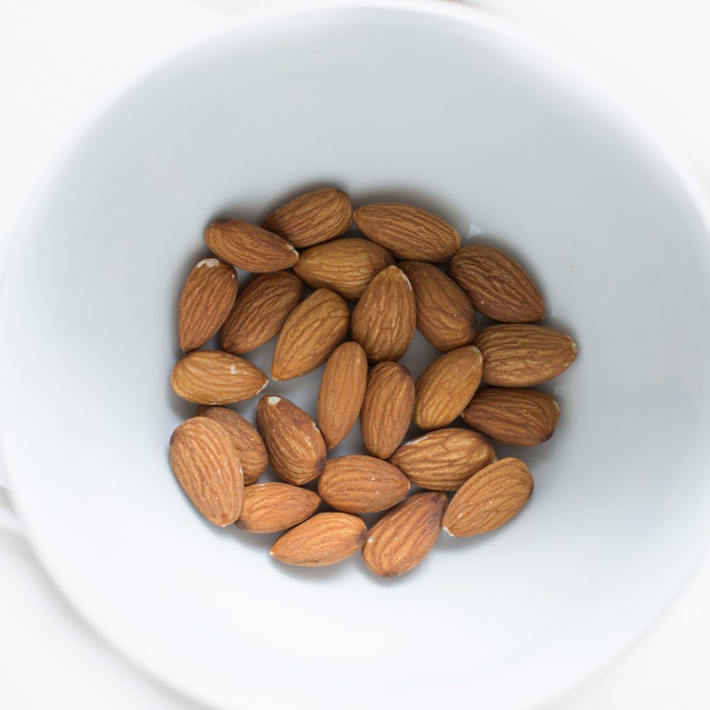 Moisturising sweet almond oil