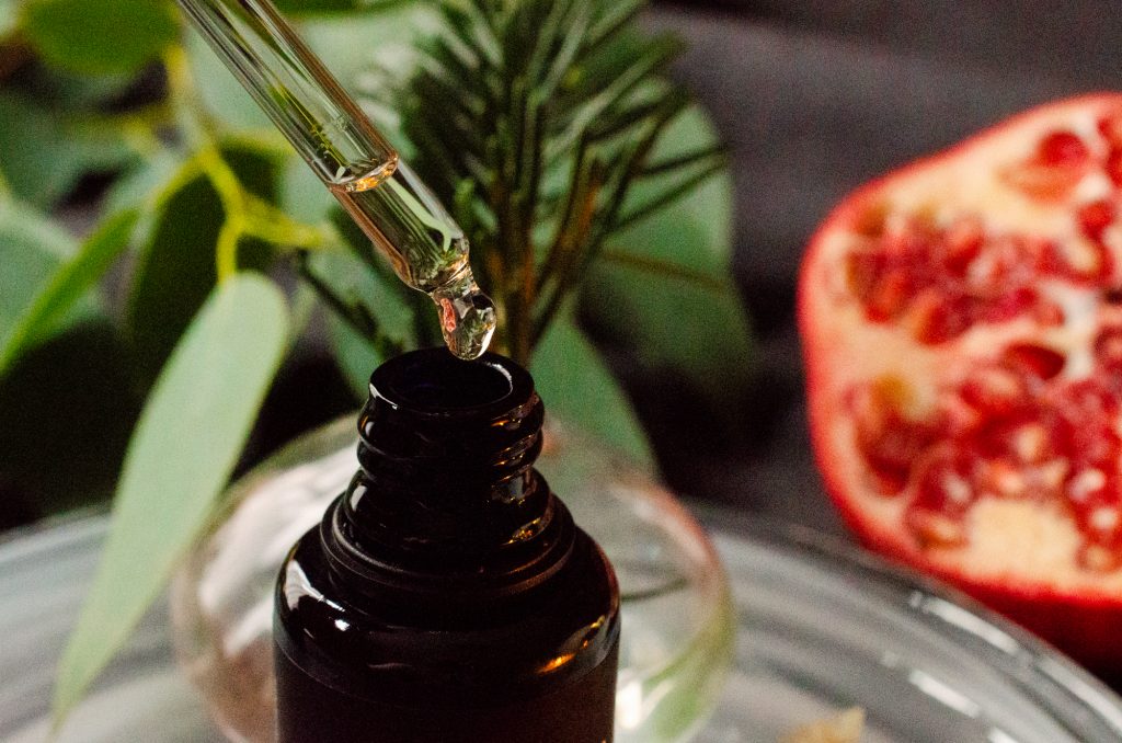 Texture of Terre Verdi FranChouliPom Facial Serum