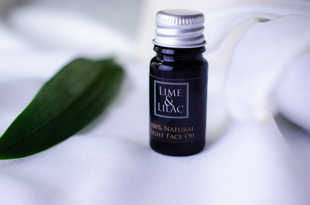 Lime & Lilac Light Face Oil sample