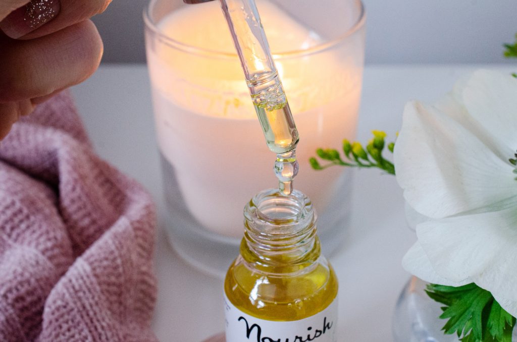 Texture of Radiance Firming Facial Oil