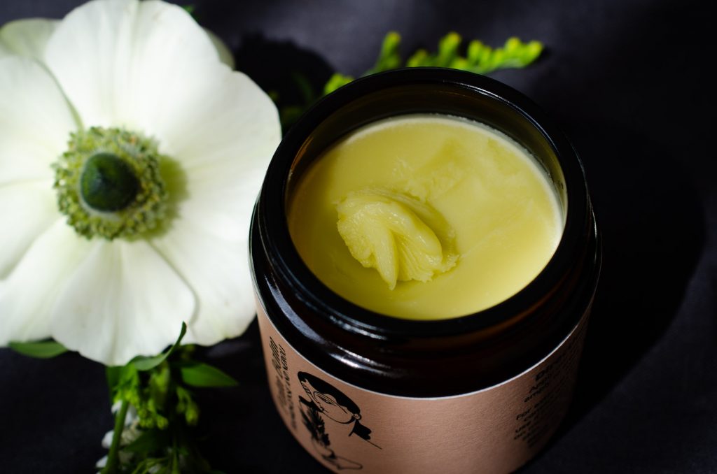Texture of Palm Balm