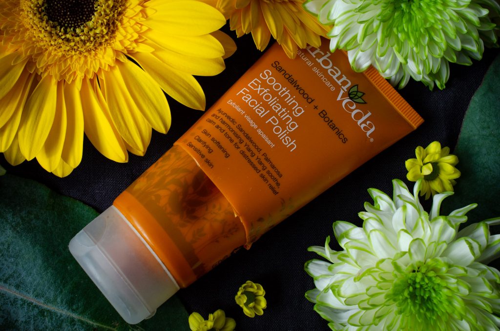 UrbanVeda Soothing Exfoliating Facial Polish
