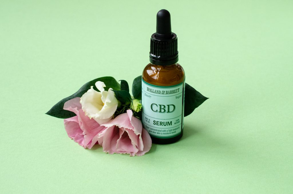 To kick off my review of Holland and Barrett CBD Skincare - the CBD Serum