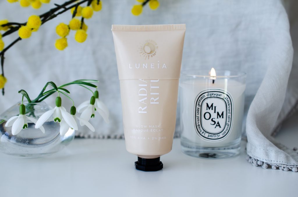 Luneia Radiance Ritual Glow Mask