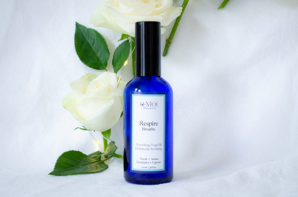 oMoi Respire Nourishing Yogi Oil