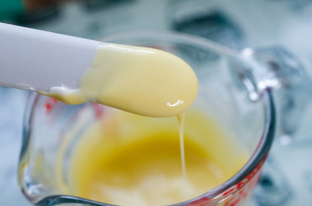The final colour and texture of the breast milk lotion