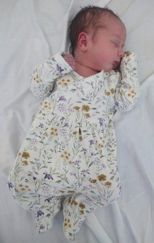 Her going home outfit