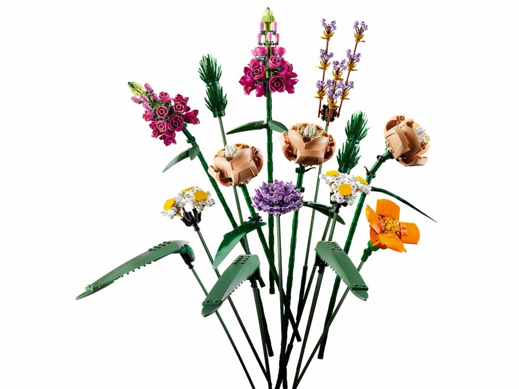 The LEGO flower bouquet