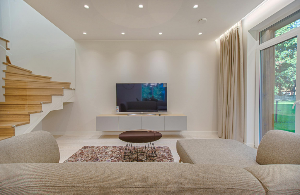 Colour in the lounge